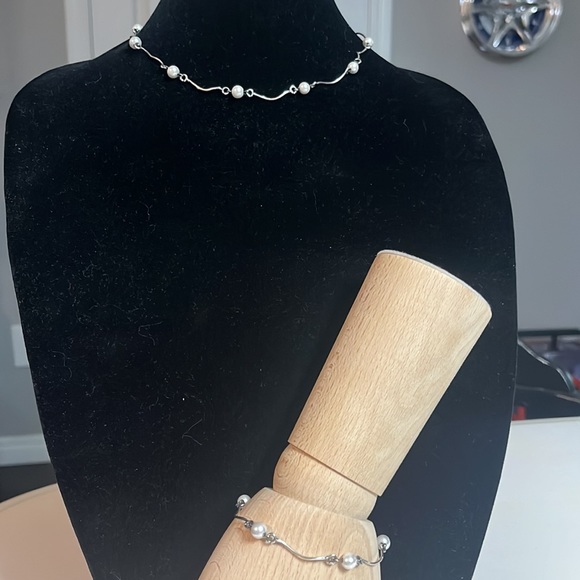 Italian silver and pearl necklace/bracelet set - Picture 4 of 4